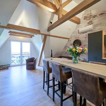 Loft Neuf Avec Bain Jacuzzi Et Terrasse Apartamento Colmar Exterior foto